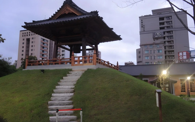 Rich Garden Hotel