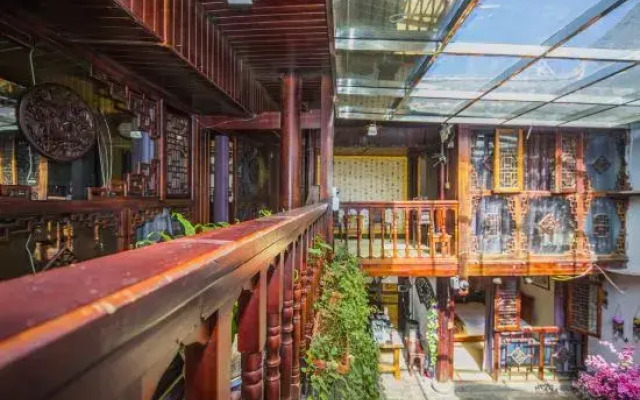 Yayuan Bieyuan Hostel
