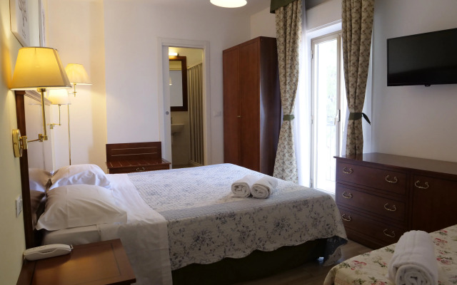 Hotel Elios