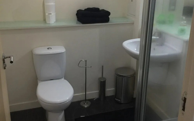 Finlay Drive City View Apartment