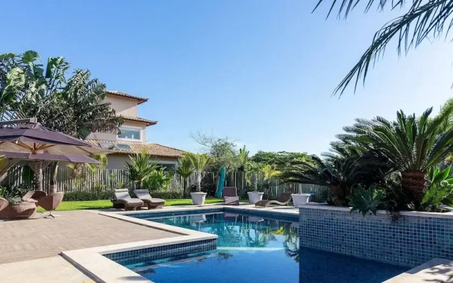Bz45 Rua das Pedras Casa com Piscina