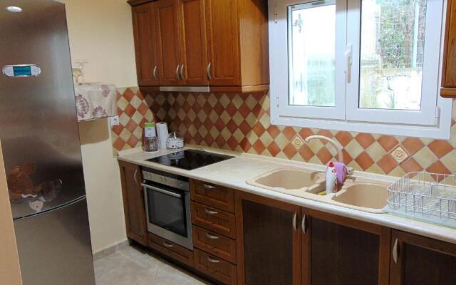 Summer Village House Popi