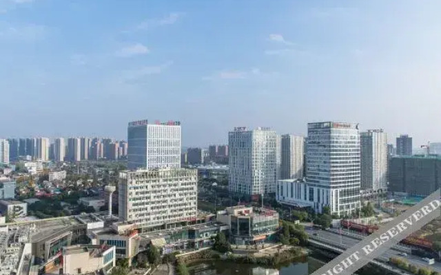 Wuhu Xingfu Station Hotel-style Apartment