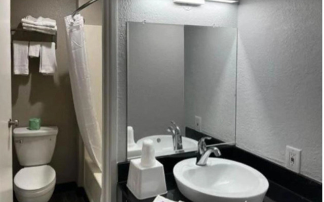 Motel 6 Little Rock, AR - South