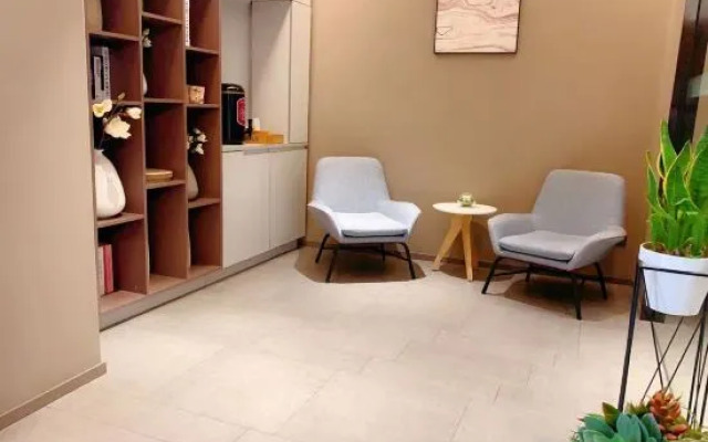 Homeinn · neo (Liaoyang Railway Station)