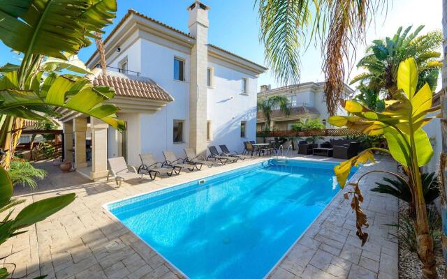 Villa Alex