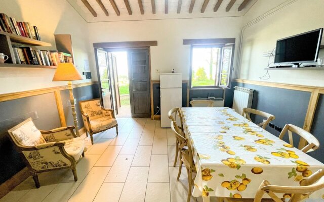 "apt 6 - Enjoy a Relaxing Time in a Romantic Setting, 0.7 Kms/spoleto Centre"