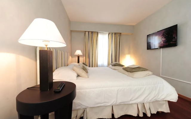 Pavillon Riviera 1 YourHostHelper