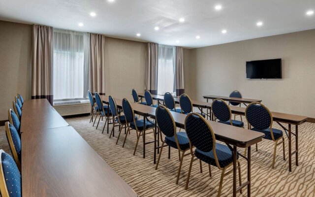 Comfort Suites Auburn