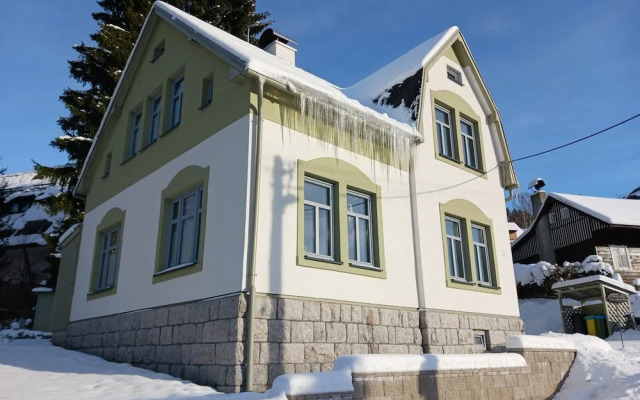 Villa in Jablonec With Sauna & Hot Tub