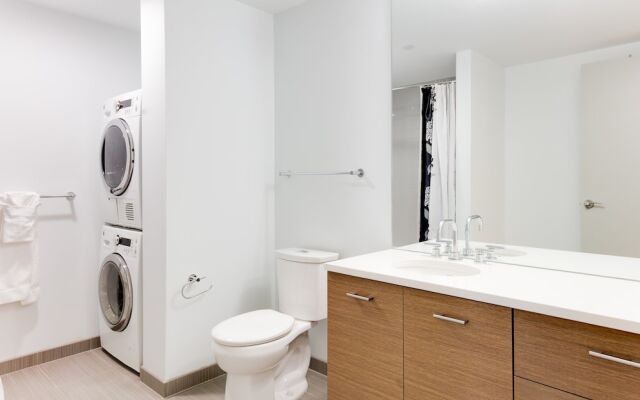 Global Luxury Suites at Seaport