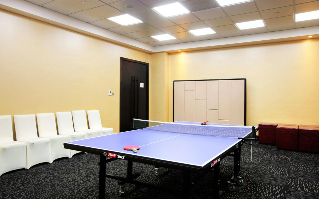 Crowne Plaza Shanghai Jinshan Hotel