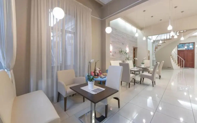 Valensija - Cute Cottage in big Yard