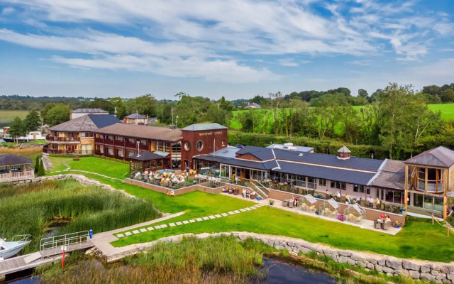 Wineport Lodge