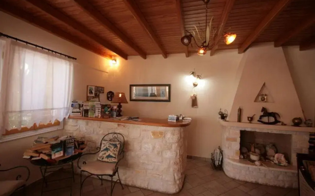 Hara Studios and Apartments