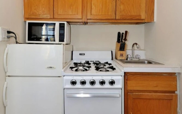 Exotic 1 Bedroom Monthly Apartment