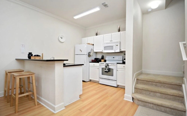 Lucaya Village - 4 BR Townhouse - FVV 40464