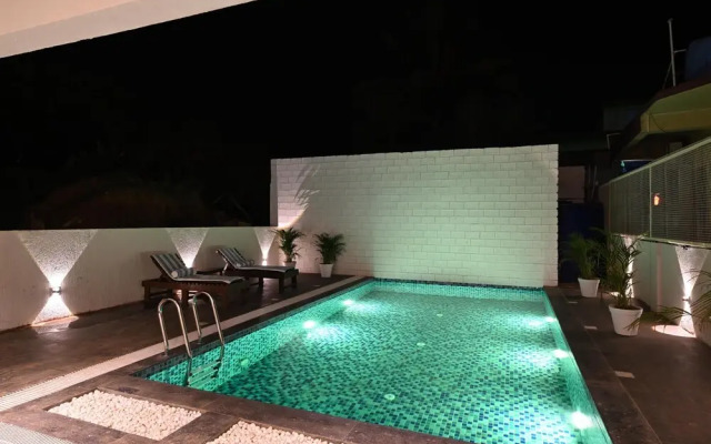 Bedzzz Xclusiv Morjim, Goa By Leisure Hotels