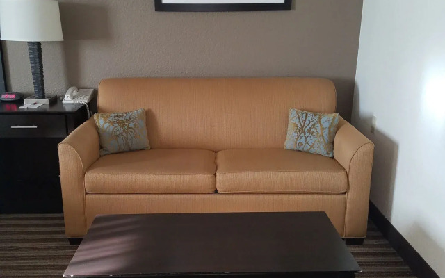 Best Western Plus Newark/Christiana Inn