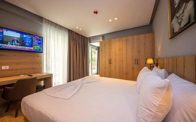 Azure Inn Hotel