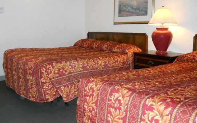 The Cactus Cove Inn and Suites