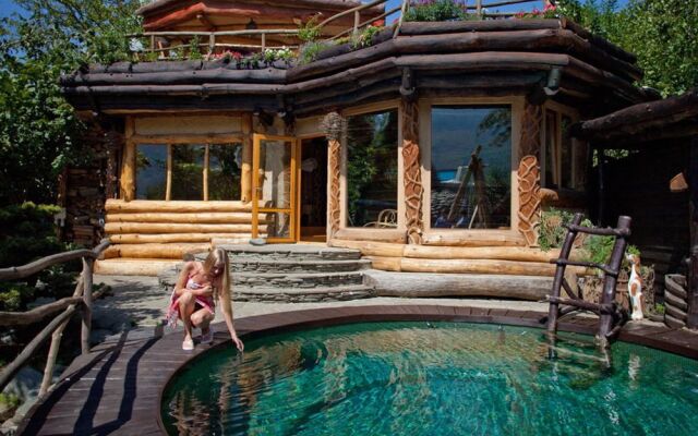 Ом Дом Отель