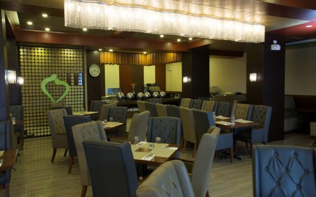 Venus Parkview Hotel