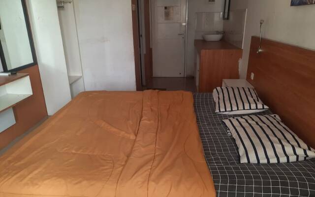 OYO Life 93140 Apartment Grand Sentraland By Fahri