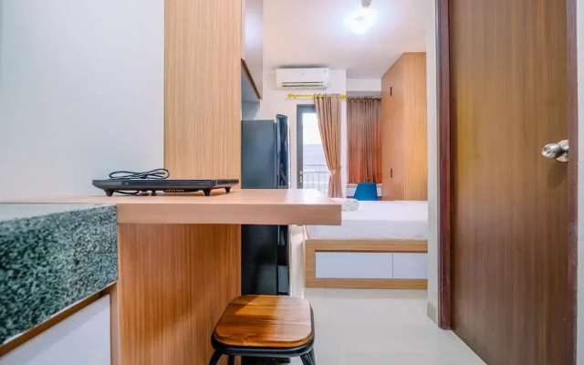 Simply And Nice Studio At Transpark Cibubur Apartment