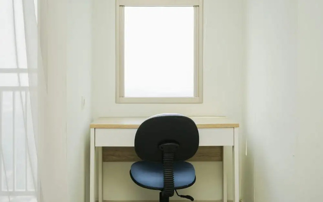 Cozy and Nice Studio Apartment at Springwood Residence