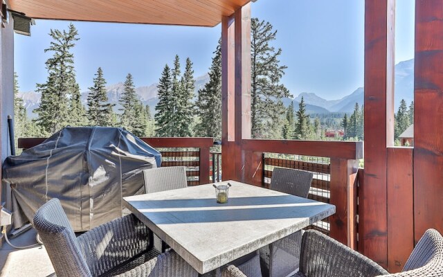 Rundle Cliffs Lodge by Spring Creek Vacation