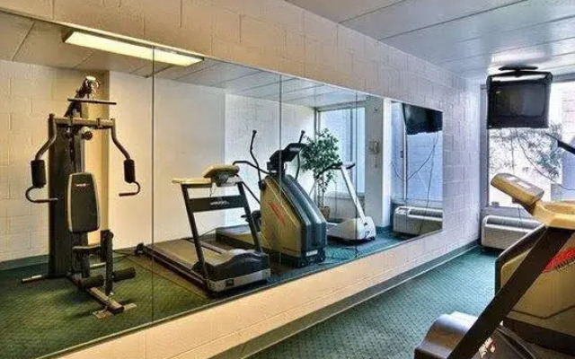 Rodeway Inn & Suites & Conference Center