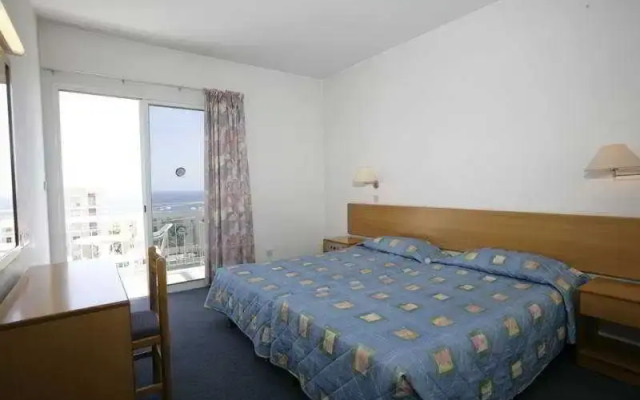 Blue Crane Hotel Apartments