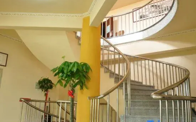 Donggang Xinxiangyuan Hotel