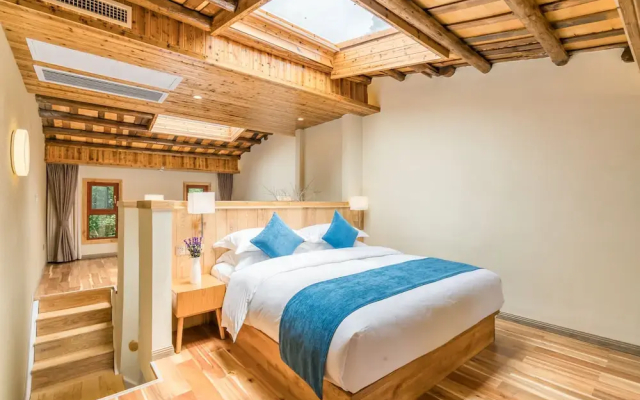 Moon Villa Resort