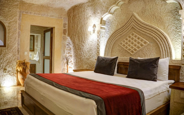 House 1938 Special Cave Hotel