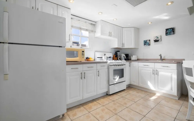 1BR Condo Wacamaya Condos Great Pool Location