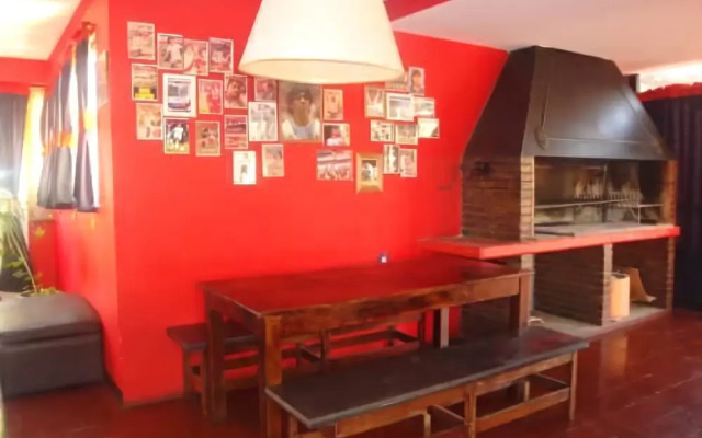 Hostel BarHouse