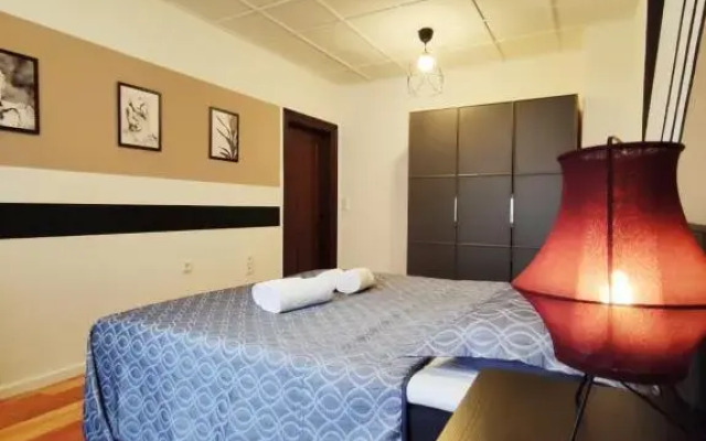 Exclusive Suite South Central