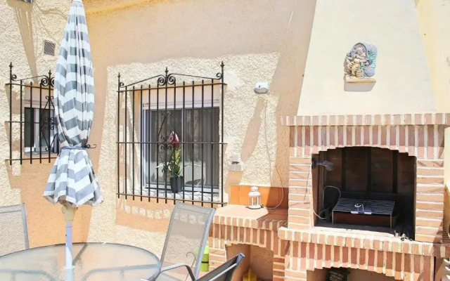 Luxury Detached Villa Near Ameniti