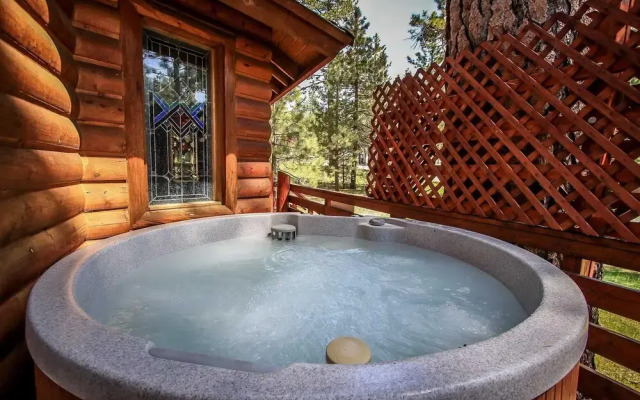 Forest Treehouse 1473 by RedAwning