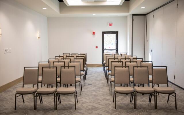Holiday Inn Orlando International Airport by IHG