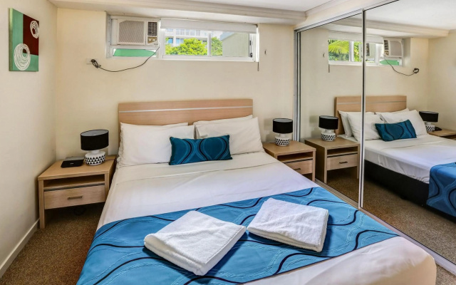 On the Beach Holiday Apartments – Guest Rooms – Cairns