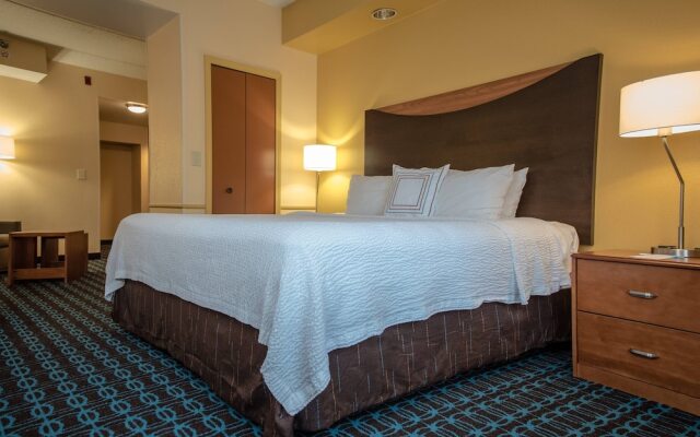 Fairfield Inn & Suites by Marriott Knoxville/East