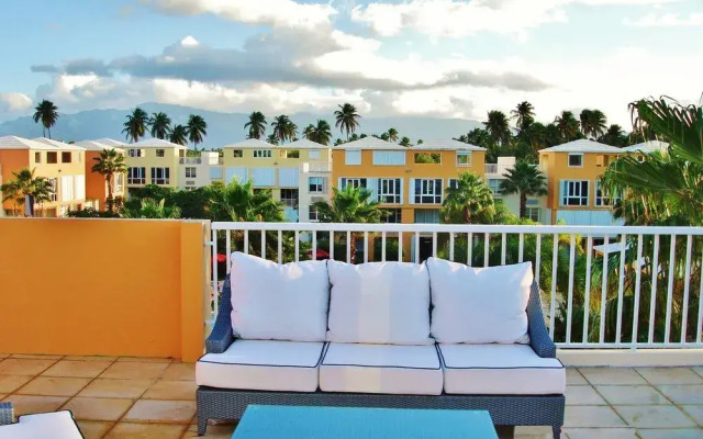 Real Beach Front Luxury Penthouse Villa