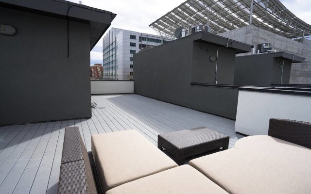 Classic City Condo Views From Golden Triangle