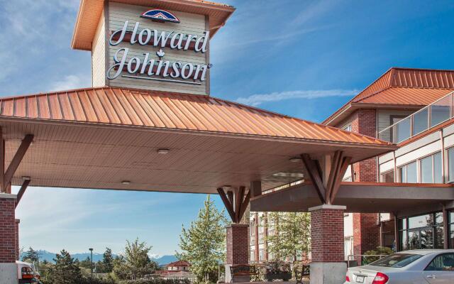 Holiday Inn Victoria Elk Lake by IHG