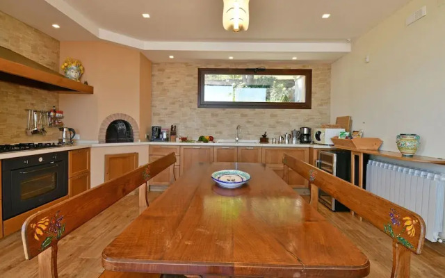 Villa Provenza 12 4 in Cefal