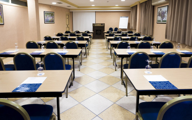 Hotel Zentral Mayoral