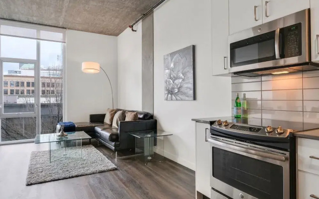 Modern Apartments by Barsala